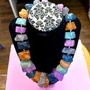 So Pretty! Lucoral Statement Chunky Necklace.